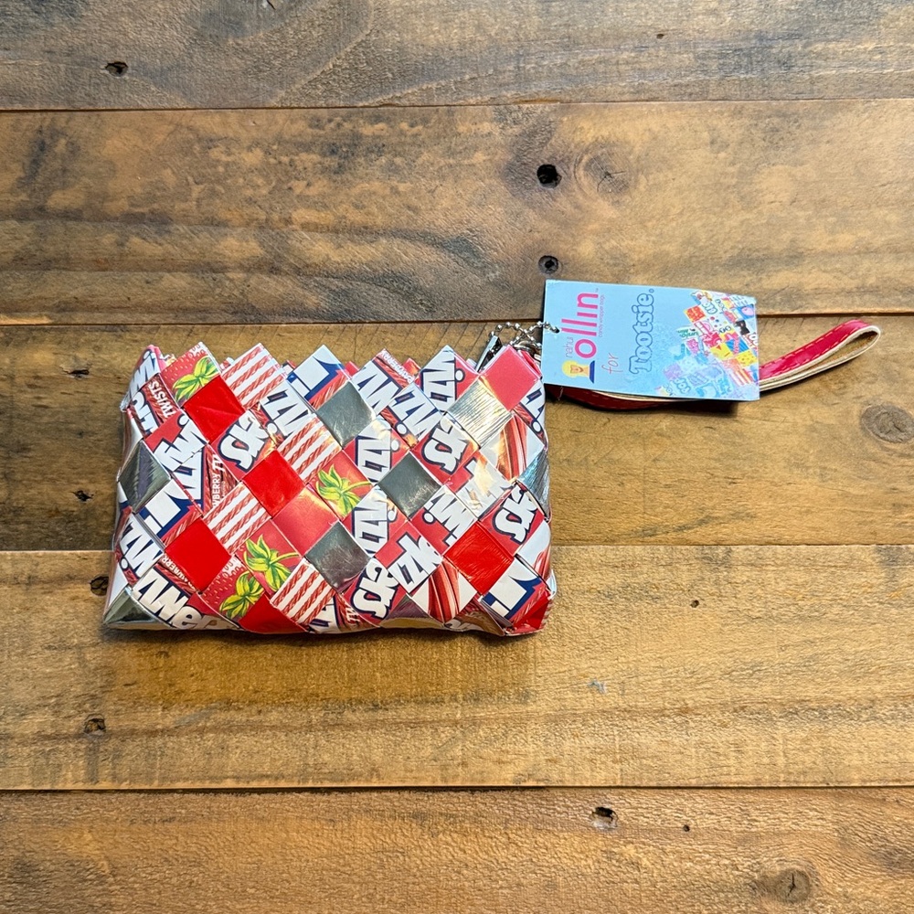 NWT Nahui Ollie Candy Wrapper Wristlet
